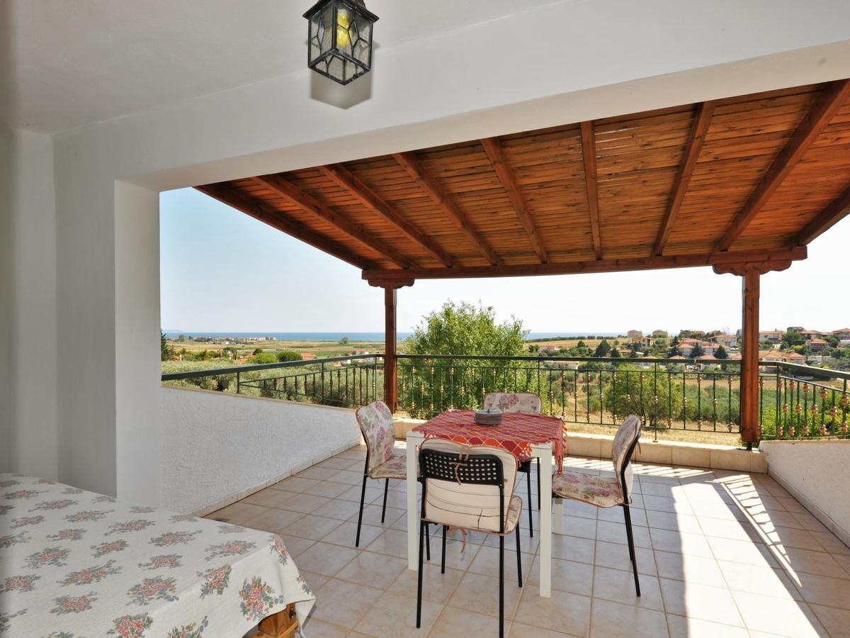 Alice Wonderland Home Nea Flogita Halkidiki מראה חיצוני תמונה