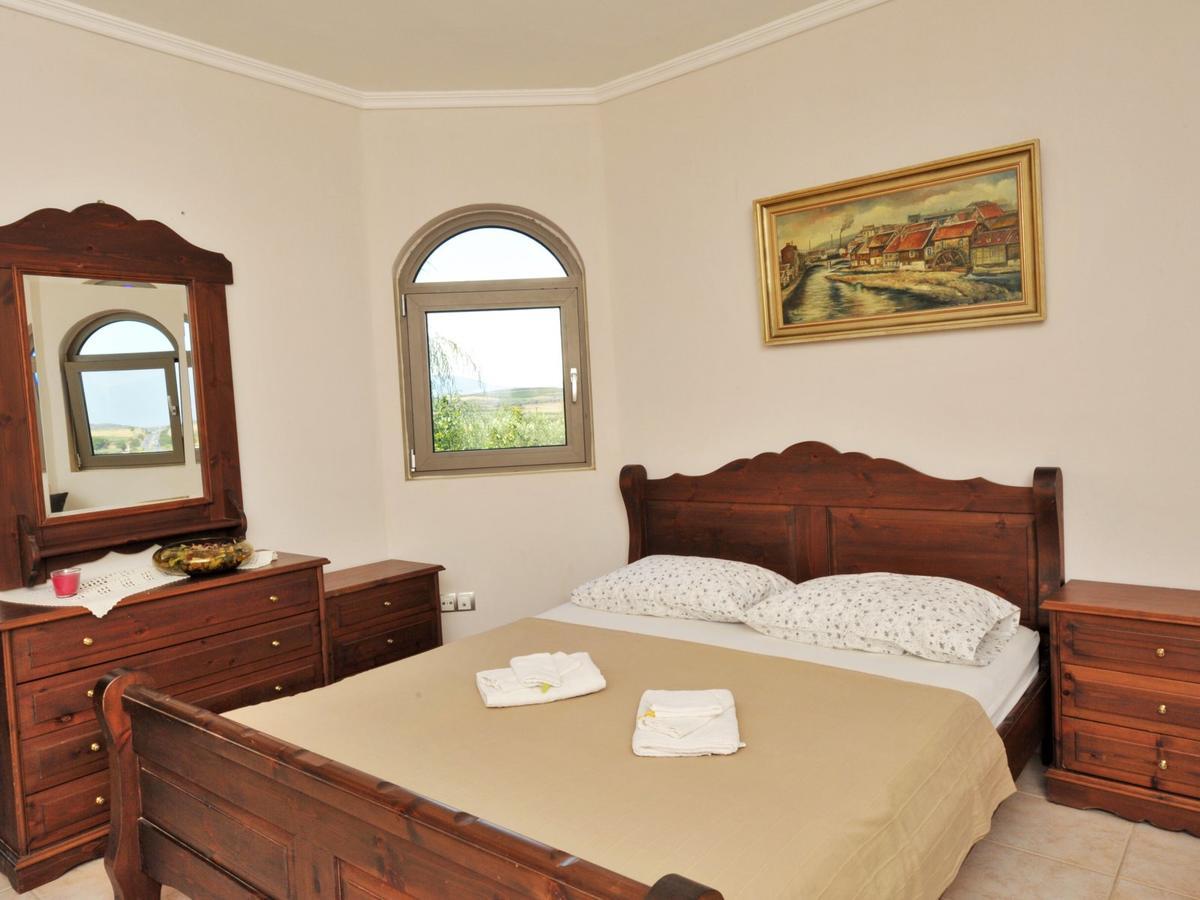Alice Wonderland Home Nea Flogita Halkidiki מראה חיצוני תמונה