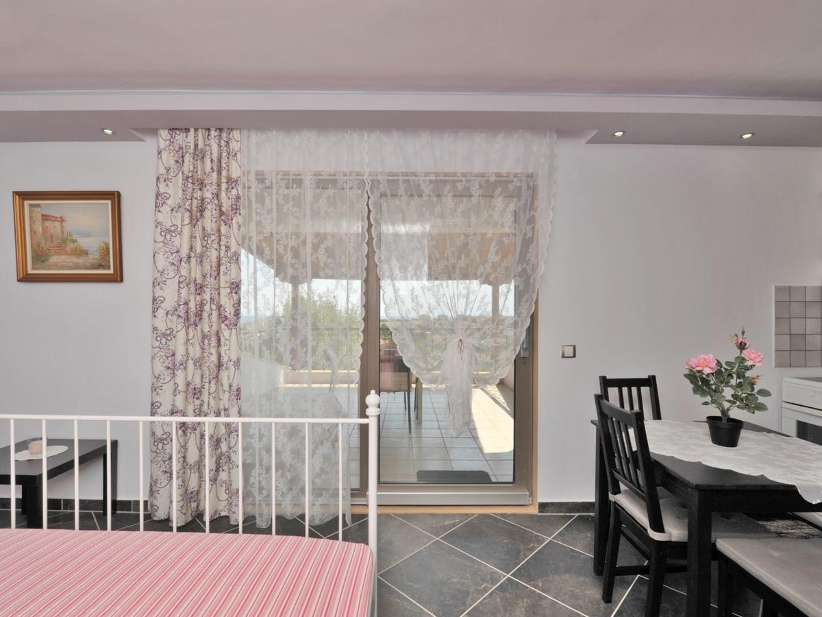 Alice Wonderland Home Nea Flogita Halkidiki מראה חיצוני תמונה
