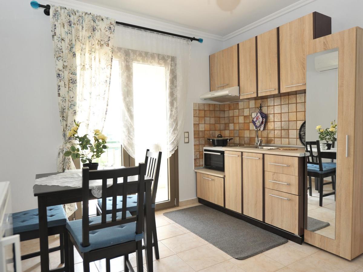 Alice Wonderland Home Nea Flogita Halkidiki מראה חיצוני תמונה